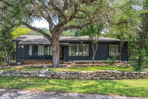 507 Twin Elm Dr, Canyon Lake, TX, 78133-3924 | Card Image