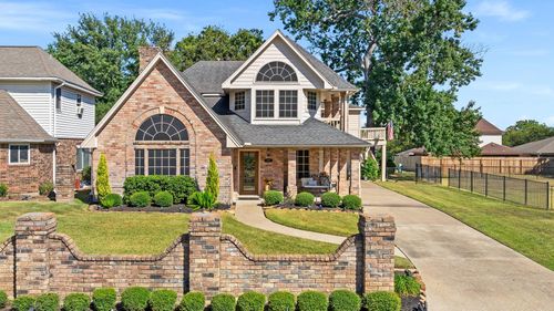 6971 Breezy Pt, Willis, TX, 77318-9177 | Card Image
