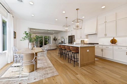 5638 Anita St, Dallas, TX, 75206-5308 | Card Image