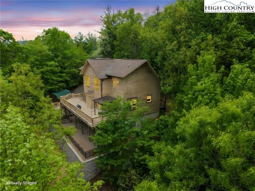 132 Vacation Way, Millers Creek, NC, 28651-8005 | Card Image