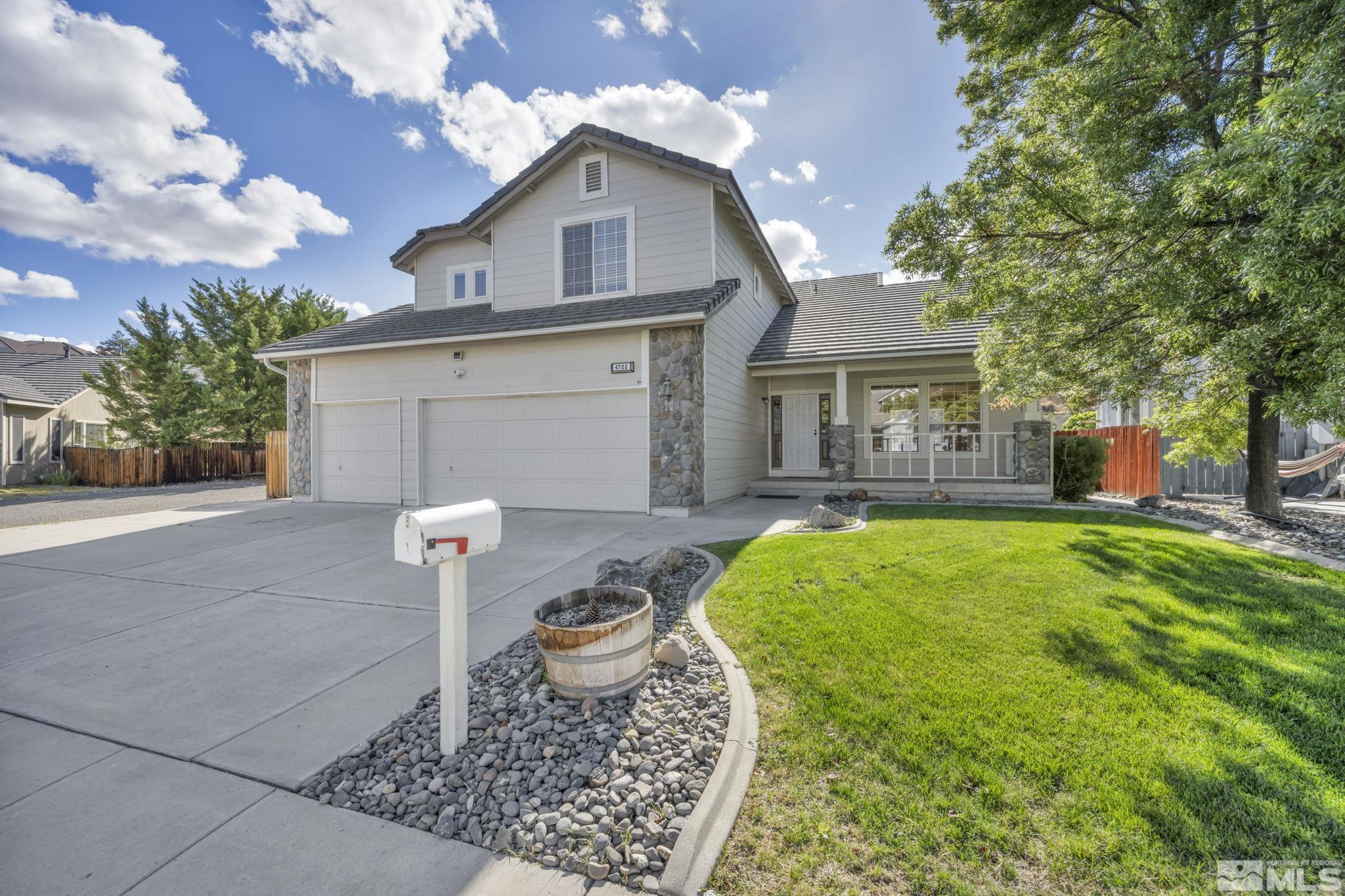 Firtree Ln, Sparks, NV 89436