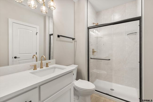 21859 B St, House other with 6 bedrooms, 4 bathrooms and 4 parking in Elkhorn NE | Image 39