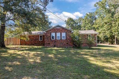 2371 Cooley Ford Rd, Tennessee Ridge, TN, 37178-5641 | Card Image