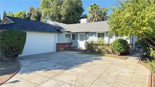 15815 Bassett St, Lake Balboa, CA, 91406-5009 | Card Image