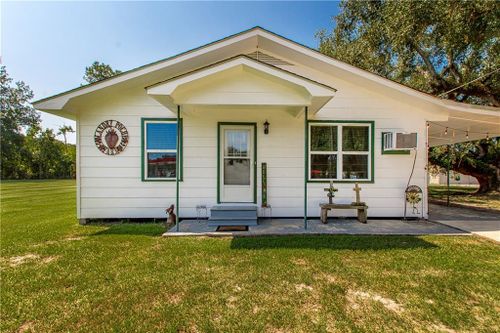 26820 La 42 Hwy, Holden, LA, 70744-6415 | Card Image