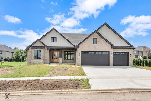 20644 Grand Haven Dr, Frankfort, IL, 60423-3505 | Card Image