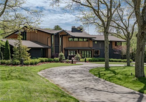 2471 Snowberry Ln, Pepper Pike, OH, 44124-4334 | Card Image