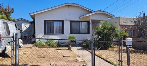 840 E 16th St, National City, CA, 91950-4733 | Card Image