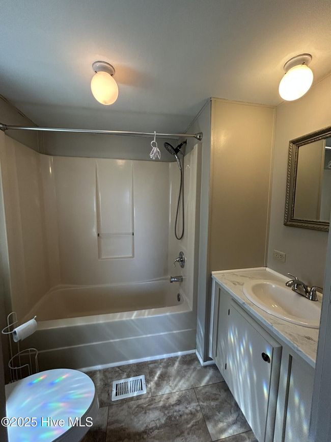200 N Indian Town Rd, House other with 3 bedrooms, 2 bathrooms and null parking in Shawboro NC | Image 12