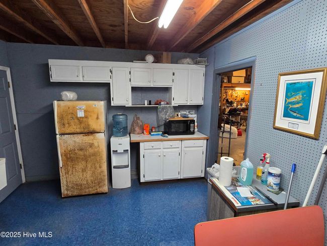 213 Us Highway 70 W, Home with 0 bedrooms, 0 bathrooms and null parking in Havelock NC | Image 14
