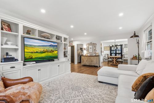 148 Putnam Park, Greenwich, CT, 06830-5780 | Card Image