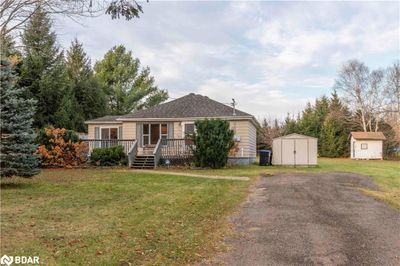 3714 Mccarthy Dr, House other with 2 bedrooms, 1 bathrooms and 10 parking in New Lowell ON | Image 2