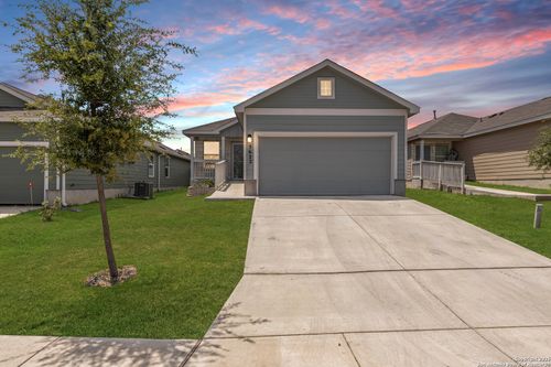 5622 Raven Pl, San Antonio, TX, 78218-2338 | Card Image