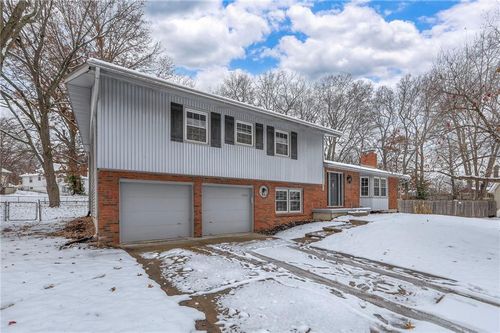 6324 Ralston Ave, Raytown, MO, 64133-5133 | Card Image