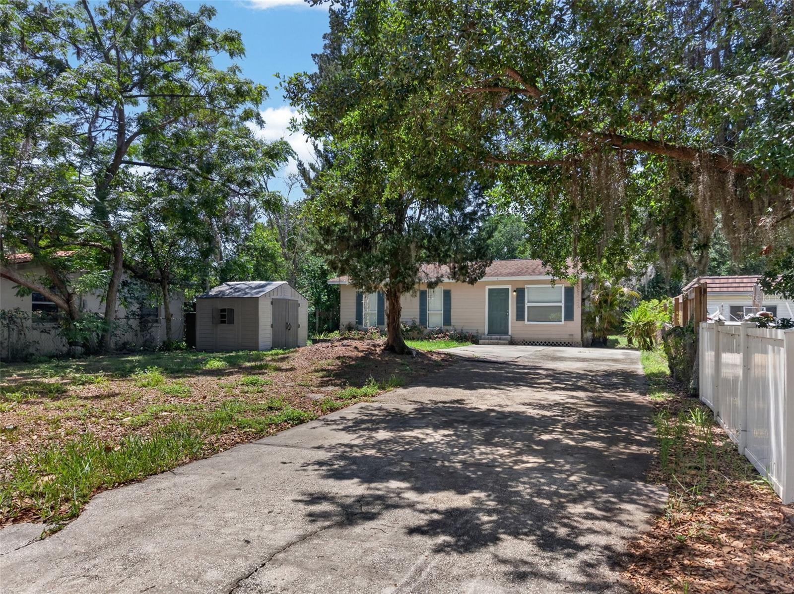 Residential in PALM HARBOR