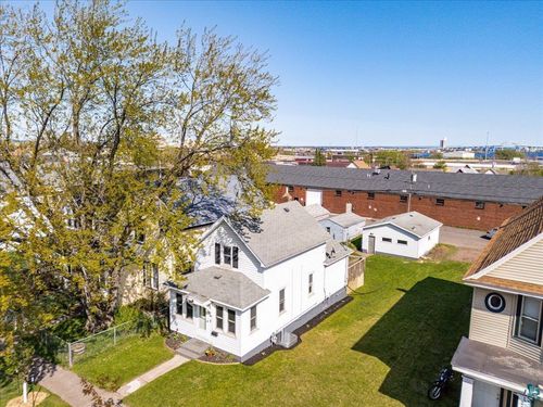 2418 W 2nd St, Duluth, MN, 55806-1943 | Card Image