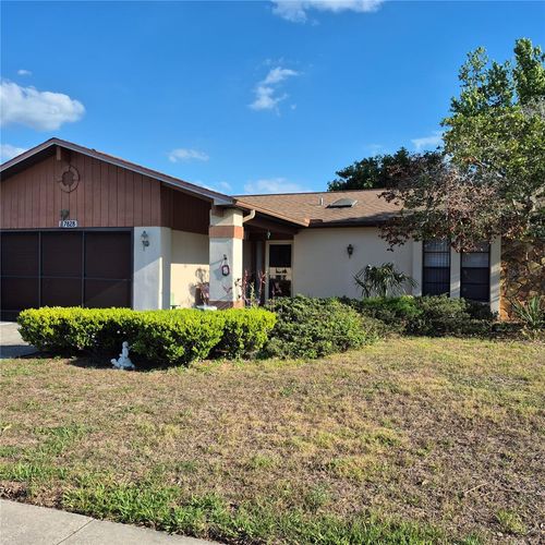 7828 Royal Stewart Dr, NEW PORT RICHEY, FL, 34653-1325 | Card Image
