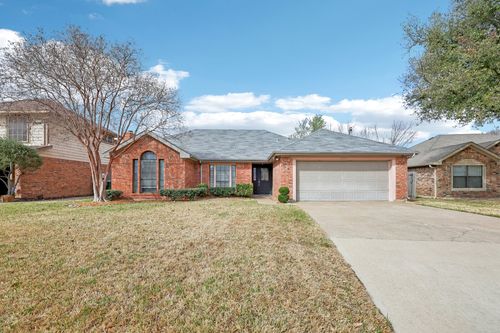 2209 Sheffield Ct, Flower Mound, TX, 75028-4520 | Card Image