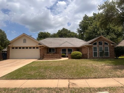 1208 Homestead St, Flower Mound, TX, 75028-2527 | Card Image