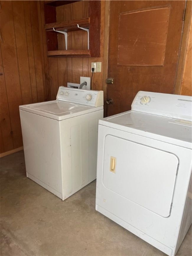302 Newberry St, House other with 3 bedrooms, 1 bathrooms and null parking in Alice TX | Image 20