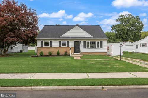 4 Boswell Rd, MARLTON, NJ, 08053-2235 | Card Image