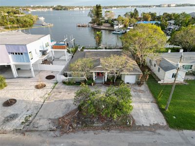 4722 Trade Winds Drive S, House other with 2 bedrooms, 2 bathrooms and null parking in GULFPORT FL | Image 3