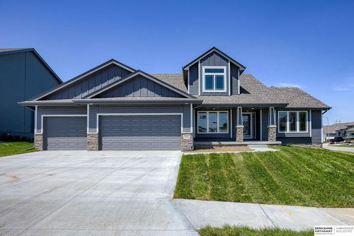 4302 Chennault St, Bellevue, NE, 68123-1189 | Card Image