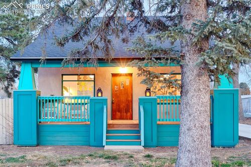 1220 Holly St, Pueblo, CO, 81006-1604 | Card Image