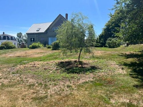 12 Lake View Street, Vinalhaven, ME, 04863 | Card Image