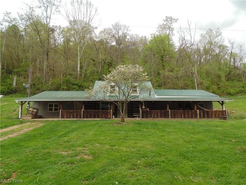 2813 Ten Mile Road Road, New Martinsville, WV, 26155 | Card Image