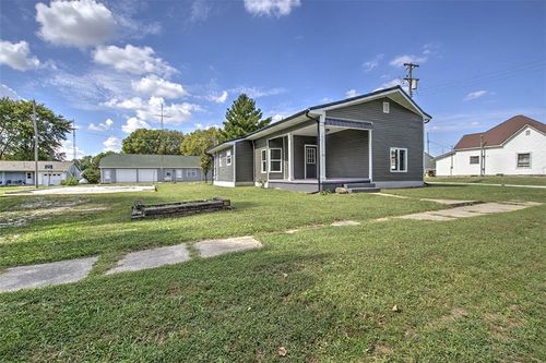 350 Main St, Westervelt, IL, 62565-9043 | Card Image