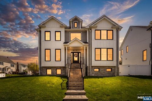 856 Spring Valley Rd, Maywood, NJ, 07607-1425 | Card Image