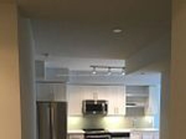 1535 - 525 Adelaide St W, Condo with 2 bedrooms, 1 bathrooms and 1 parking in Toronto ON | Image 5