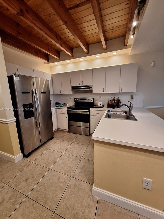 3826 - 3826 Sw 153 Rd Pl, Townhouse with 2 bedrooms, 2 bathrooms and null parking in Miami FL | Image 7
