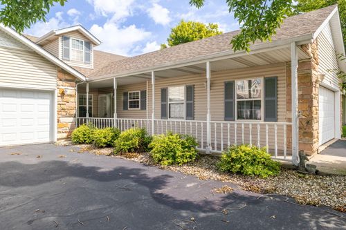2175 Ramblewood Dr, Highland, IN, 46322-3520 | Card Image