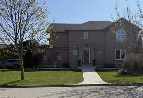 29 Magnolia Crescent, Grimsby, ON, L3M5N1 | Card Image