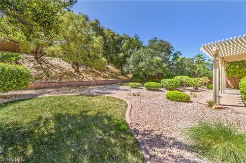 3713 Spring Shadow Rd, Las Vegas, NV, 89129-5024 | Card Image