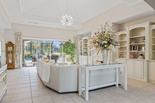 93 Clifton Dr, Bluffton, SC, 29909-3126 | Card Image