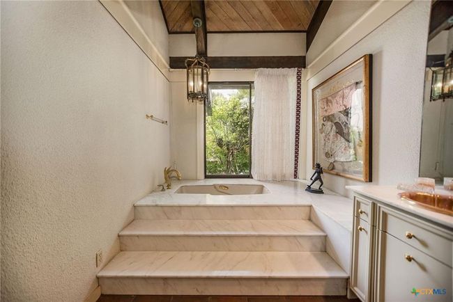 1809 W Harrison Ave, House other with 3 bedrooms, 4 bathrooms and 3 parking in Port O Connor TX | Image 37