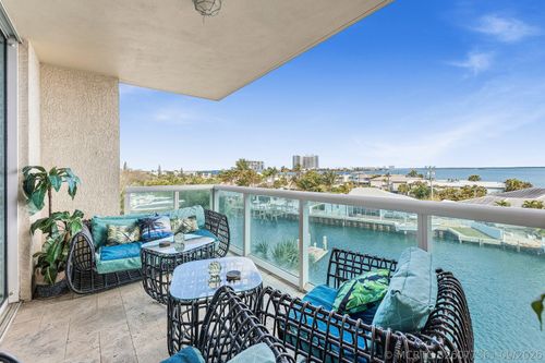 401-2650 Lake Shore Dr, RIVIERA BEACH, FL, 33404-4604 | Card Image