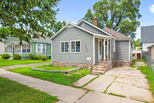 207 W Burns Street, Portage, WI, 53901 | Card Image