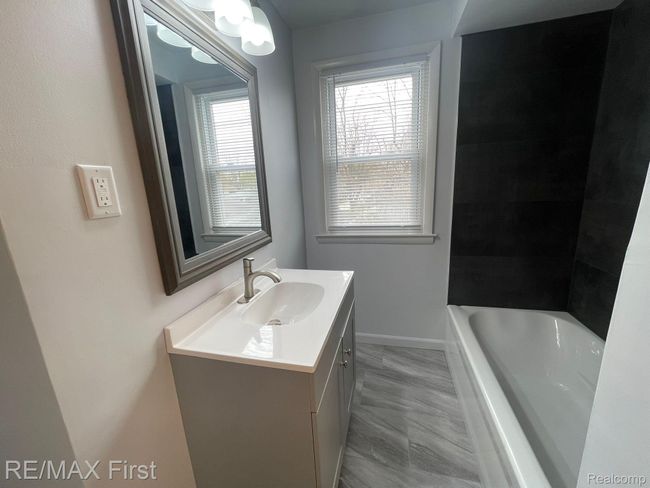 21128 Kenmore Ave, House other with 4 bedrooms, 2 bathrooms and null parking in Harper Woods MI | Image 20