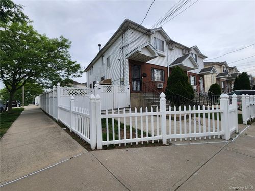 14746 223rd St, Springfield Gardens, NY, 11413-4142 | Card Image