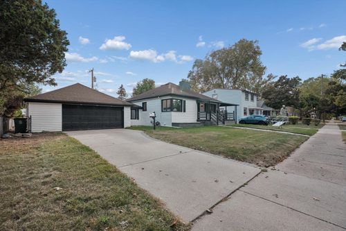 2010 Kalama Ave, Royal Oak, MI, 48067-4014 | Card Image