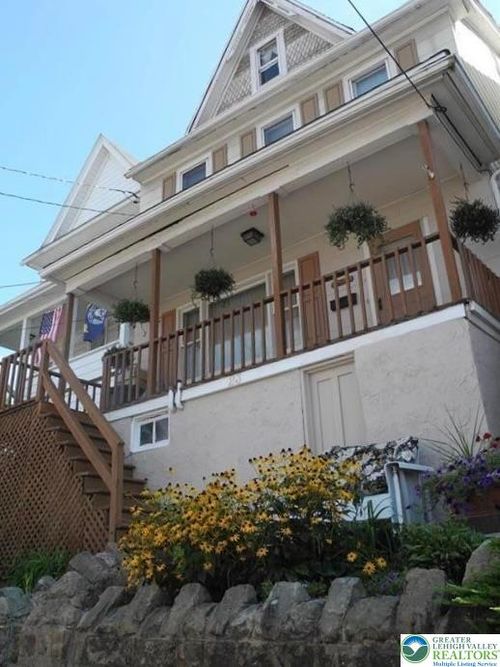 23 N Greenwood St, Tamaqua, PA, 18252-1704 | Card Image