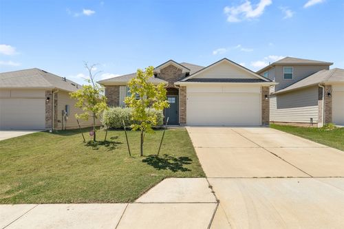 116 Fair Anne Dr, Georgetown, TX, 78626-2696 | Card Image