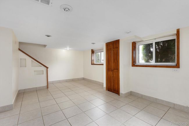 31209 Blair Dr, House other with 3 bedrooms, 2 bathrooms and null parking in Warren MI | Image 16