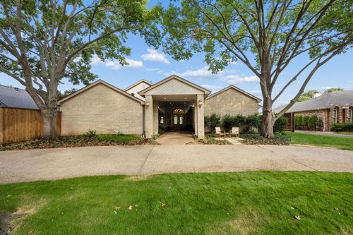 13217 Woodhaven Dr, Farmers Branch, TX, 75234-5156 | Card Image