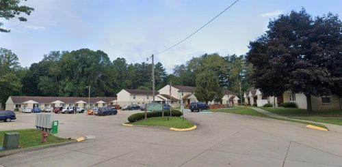 1008 Hayden Pl, Logan, OH, 43138-9519 | Card Image