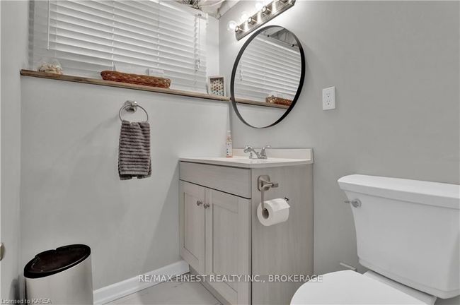 137 Hillendale Ave, House other with 3 bedrooms, 2 bathrooms and 5 parking in Kingston ON | Image 33
